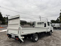 三菱ふそうキャンターダブルキャブ（Wキャブ）小型（2t・3t）[写真02]