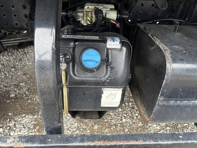 三菱ふそうキャンターダブルキャブ（Wキャブ）小型（2t・3t）[写真32]