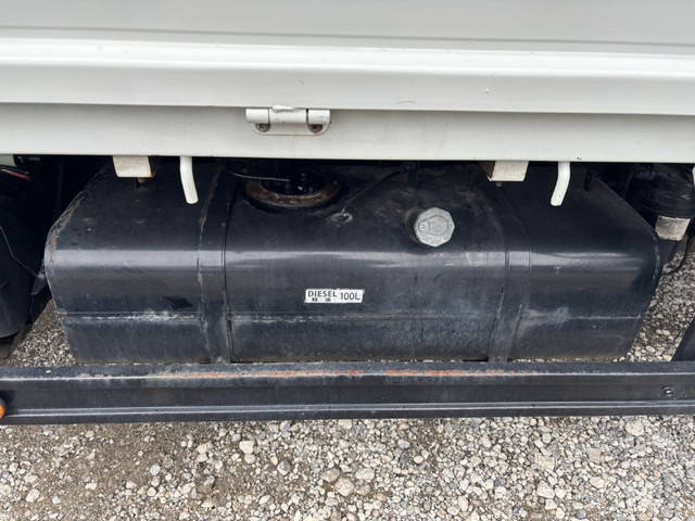 三菱ふそうキャンターダブルキャブ（Wキャブ）小型（2t・3t）[写真33]