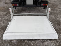 三菱ふそうキャンターダブルキャブ（Wキャブ）小型（2t・3t）[写真09]