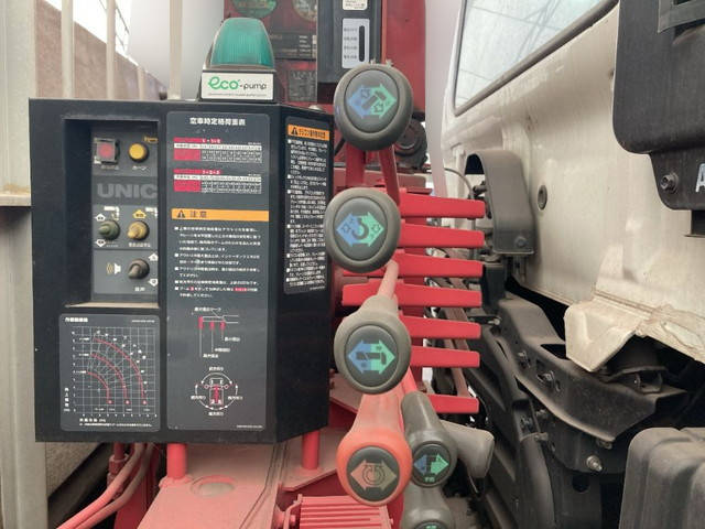 日野レンジャークレーン3段中型（4t）[写真11]