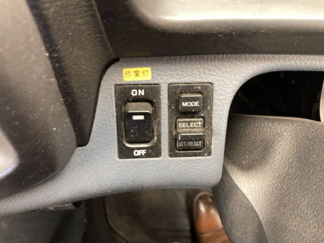 日野レンジャークレーン3段中型（4t）[写真35]