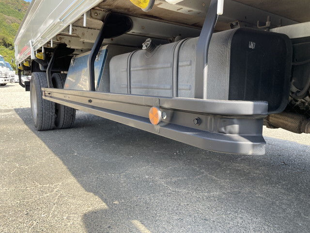 日野デュトロ平ボディ小型（2t・3t）[写真15]