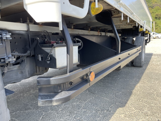 日野デュトロ平ボディ小型（2t・3t）[写真16]