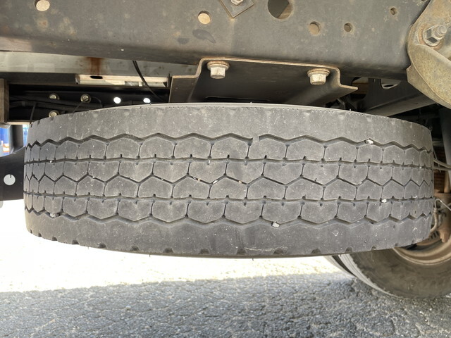 日野デュトロ平ボディ小型（2t・3t）[写真18]