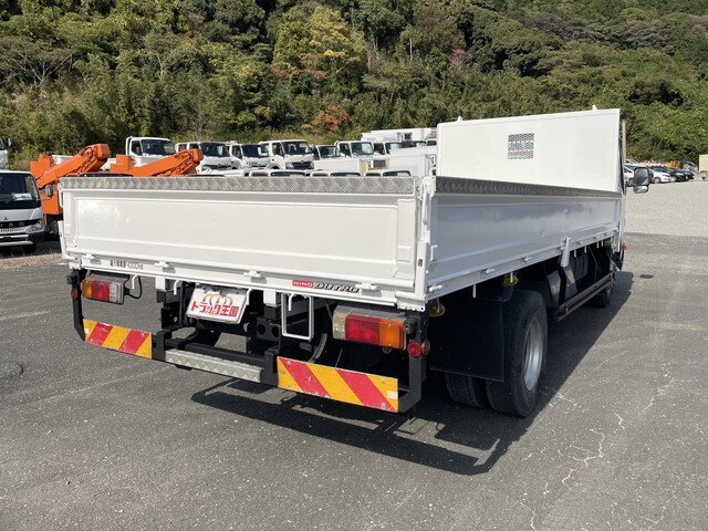 日野デュトロ平ボディ小型（2t・3t）[写真02]