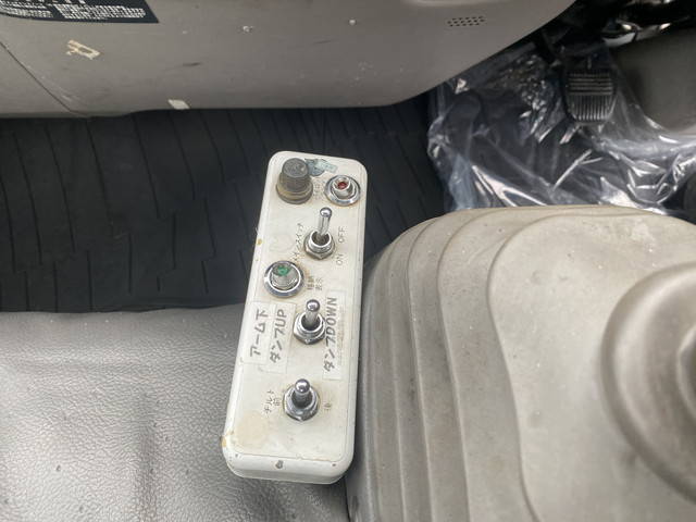 日野デュトロコンテナ専用車小型（2t・3t）[写真10]