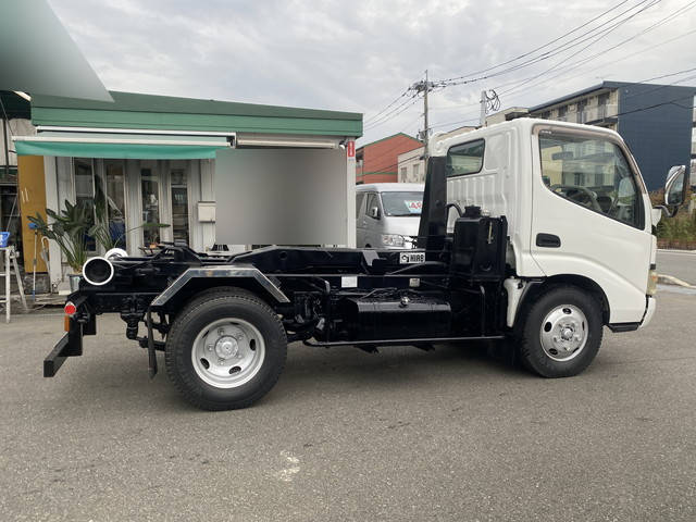 日野デュトロコンテナ専用車小型（2t・3t）[写真05]