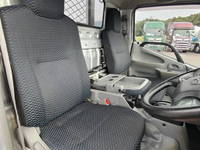 日野デュトロ平ボディ小型（2t・3t）[写真18]