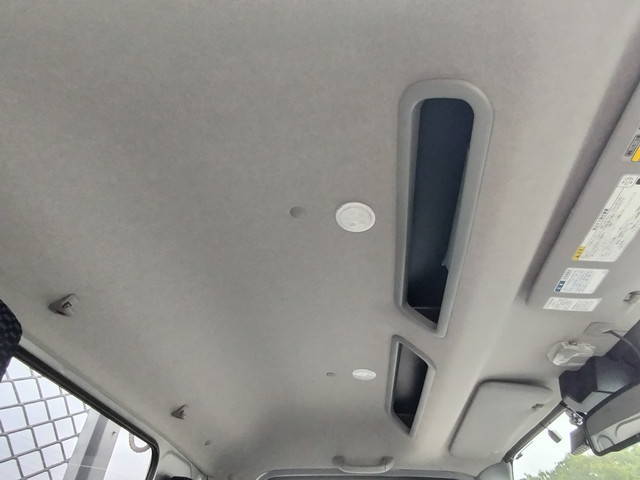 日野デュトロ平ボディ小型（2t・3t）[写真24]