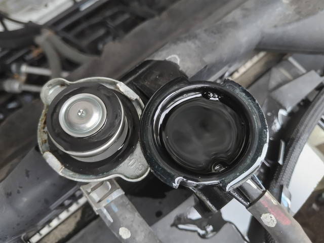 日野レンジャーアルミウイング中型（4t）[写真14]