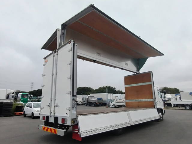 日野レンジャーアルミウイング中型（4t）[写真02]