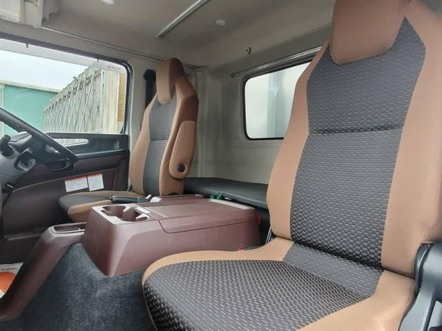 日野レンジャーアルミウイング中型（4t）[写真23]