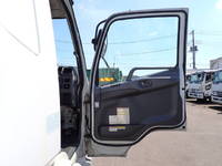 三菱ふそうファイター平ボディ中型（4t）[写真16]