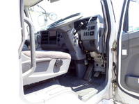 三菱ふそうファイター平ボディ中型（4t）[写真17]