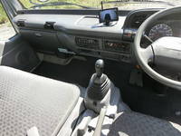 いすゞエルフ幌ウイング小型（2t・3t）[写真30]