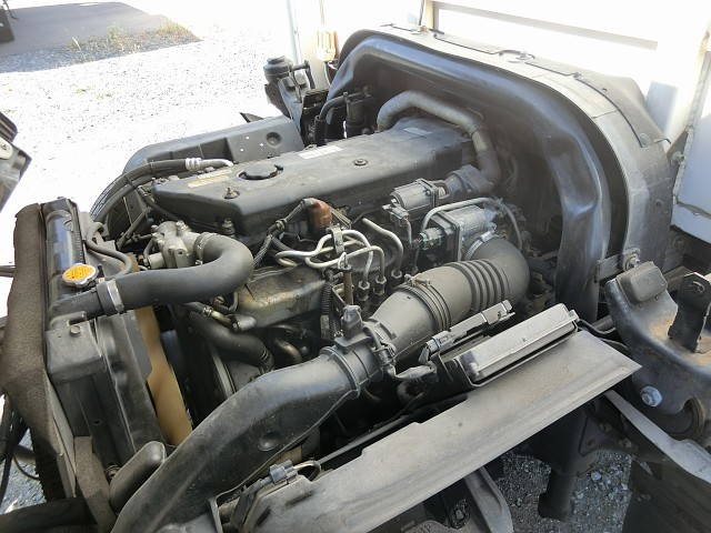 いすゞエルフ幌ウイング小型（2t・3t）[写真31]