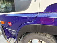 UDトラックスクオン平ボディ大型（10t）[写真20]