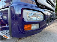 UDトラックスクオン平ボディ大型（10t）[写真22]