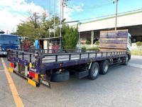 UDトラックスクオン平ボディ大型（10t）[写真05]