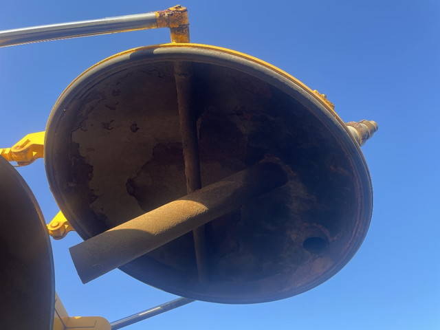 日野レンジャー汚泥吸引車中型（4t）[写真09]