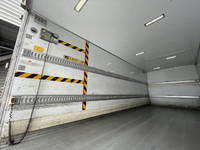 日野レンジャーパネルバン中型（4t）[写真22]