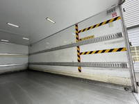 日野レンジャーパネルバン中型（4t）[写真23]