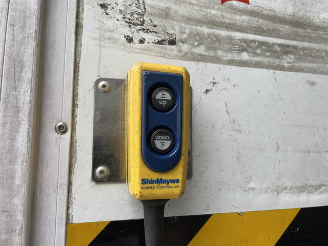 日野レンジャーパネルバン中型（4t）[写真27]