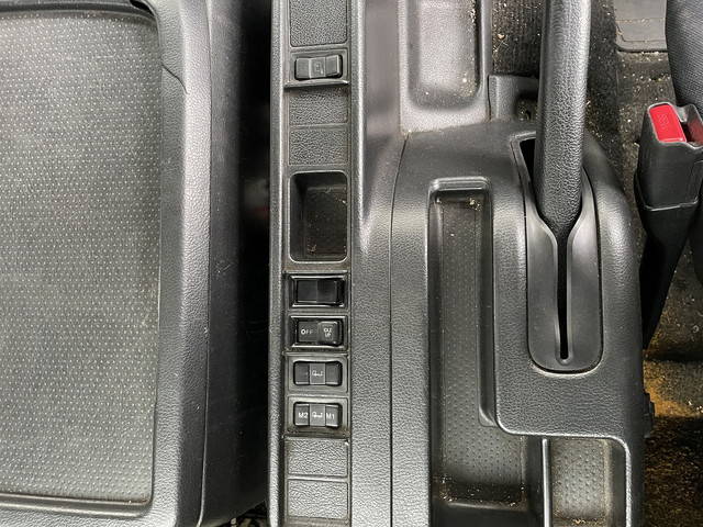 日野レンジャーパネルバン中型（4t）[写真33]