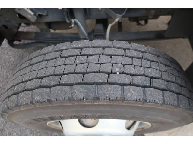 日野レンジャー平ボディ中型（4t）[写真19]