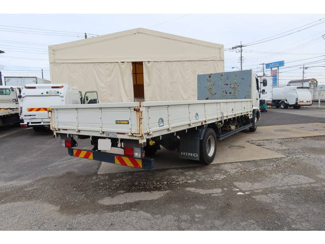 日野レンジャー平ボディ中型（4t）[写真02]