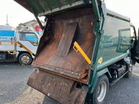 三菱ふそうキャンターパッカー車（塵芥車）小型（2t・3t）[写真17]