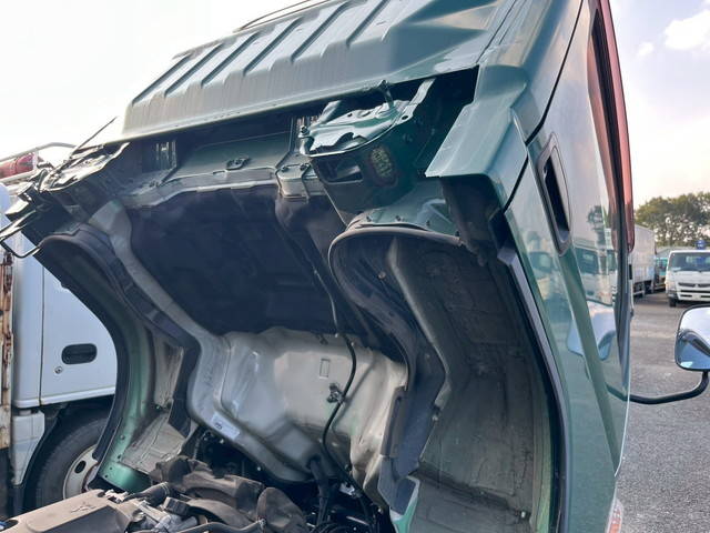 三菱ふそうキャンターパッカー車（塵芥車）小型（2t・3t）[写真25]