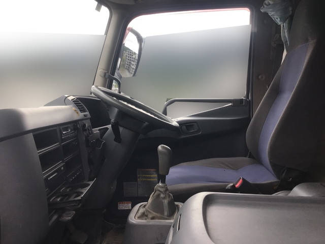 三菱ふそうファイタークレーン3段増トン（6t・8t）[写真26]