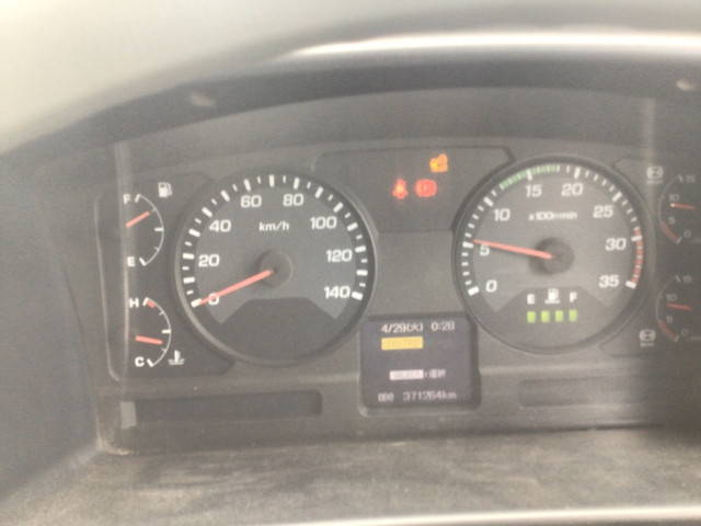 三菱ふそうファイタークレーン3段増トン（6t・8t）[写真31]