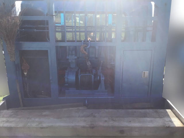 三菱スーパーグレートセルフローダー大型（10t）[写真17]