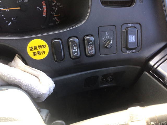 三菱スーパーグレートセルフローダー大型（10t）[写真37]