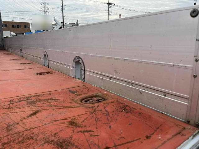 UDトラックスコンドルアルミブロック中型（4t）[写真13]