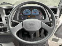 UDトラックスコンドルアルミブロック中型（4t）[写真32]