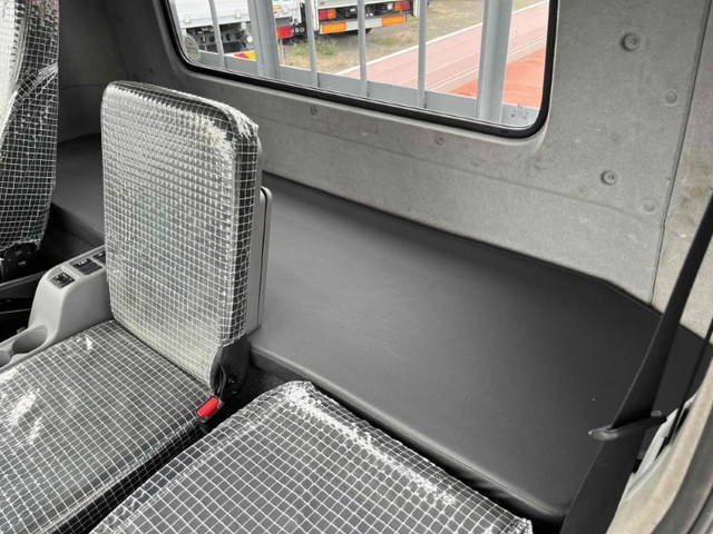 UDトラックスコンドルアルミブロック中型（4t）[写真39]