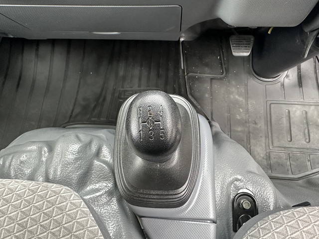 いすゞエルフ冷凍車（冷蔵車）小型（2t・3t）[写真16]