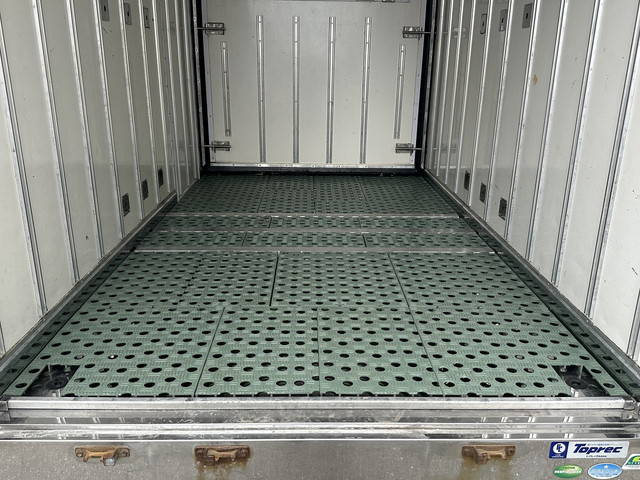 いすゞエルフ冷凍車（冷蔵車）小型（2t・3t）[写真22]