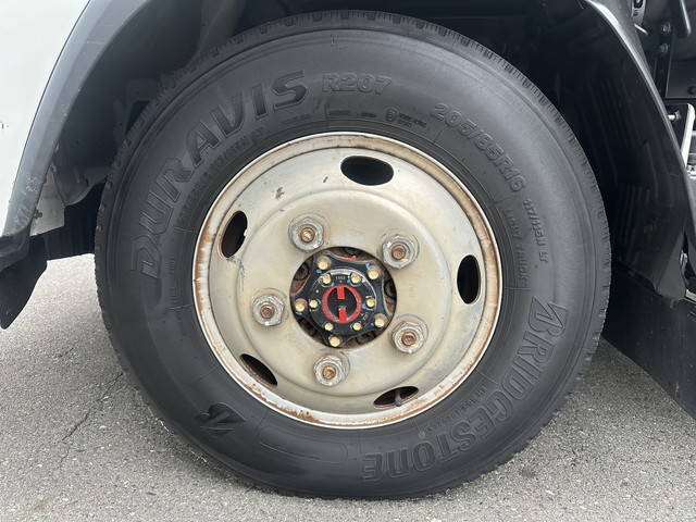 いすゞエルフ冷凍車（冷蔵車）小型（2t・3t）[写真27]