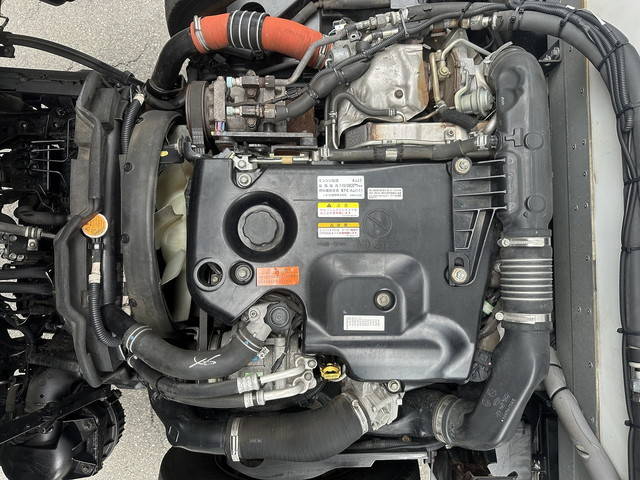 いすゞエルフ冷凍車（冷蔵車）小型（2t・3t）[写真06]