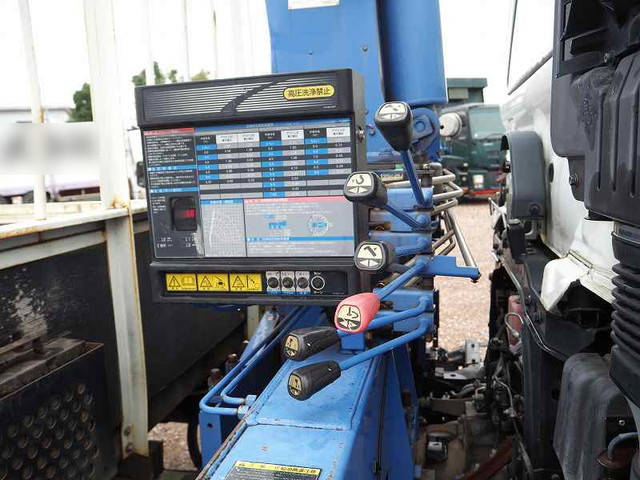 日野レンジャークレーン4段中型（4t）[写真13]