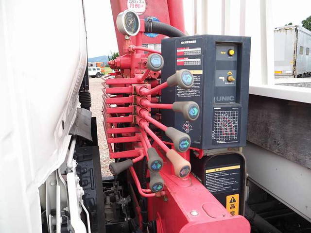 日野デュトロクレーン3段小型（2t・3t）[写真12]