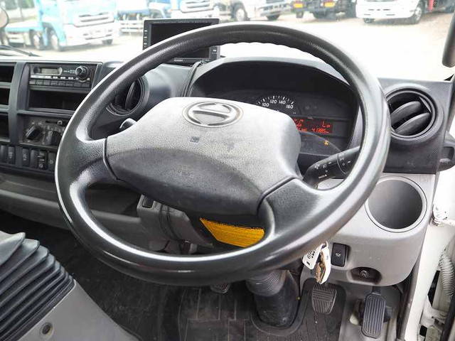 日野デュトロクレーン3段小型（2t・3t）[写真37]