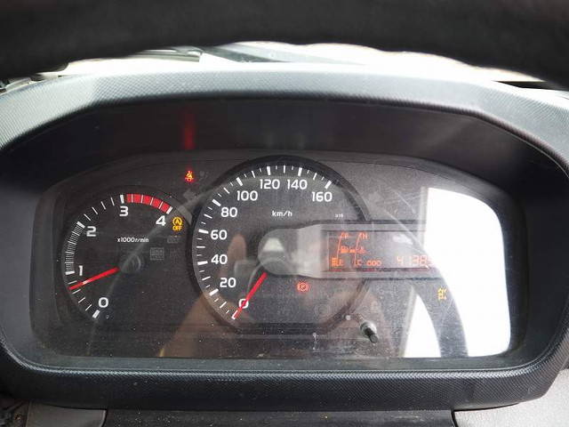 日野デュトロクレーン3段小型（2t・3t）[写真39]