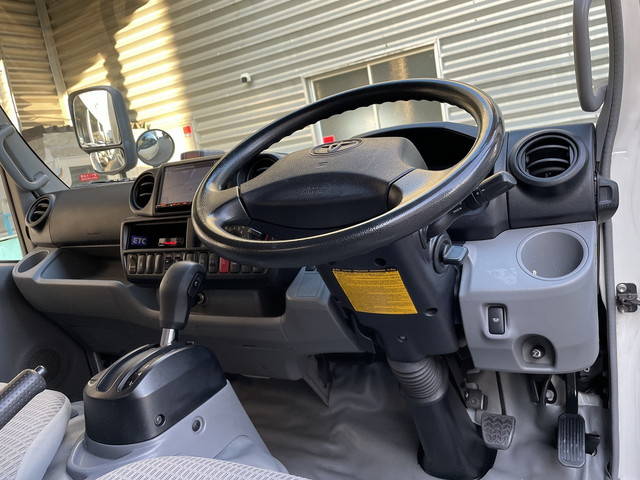 トヨタダイナアルミバン小型（2t・3t）[写真15]