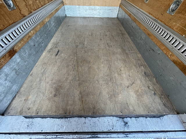 トヨタダイナアルミバン小型（2t・3t）[写真23]